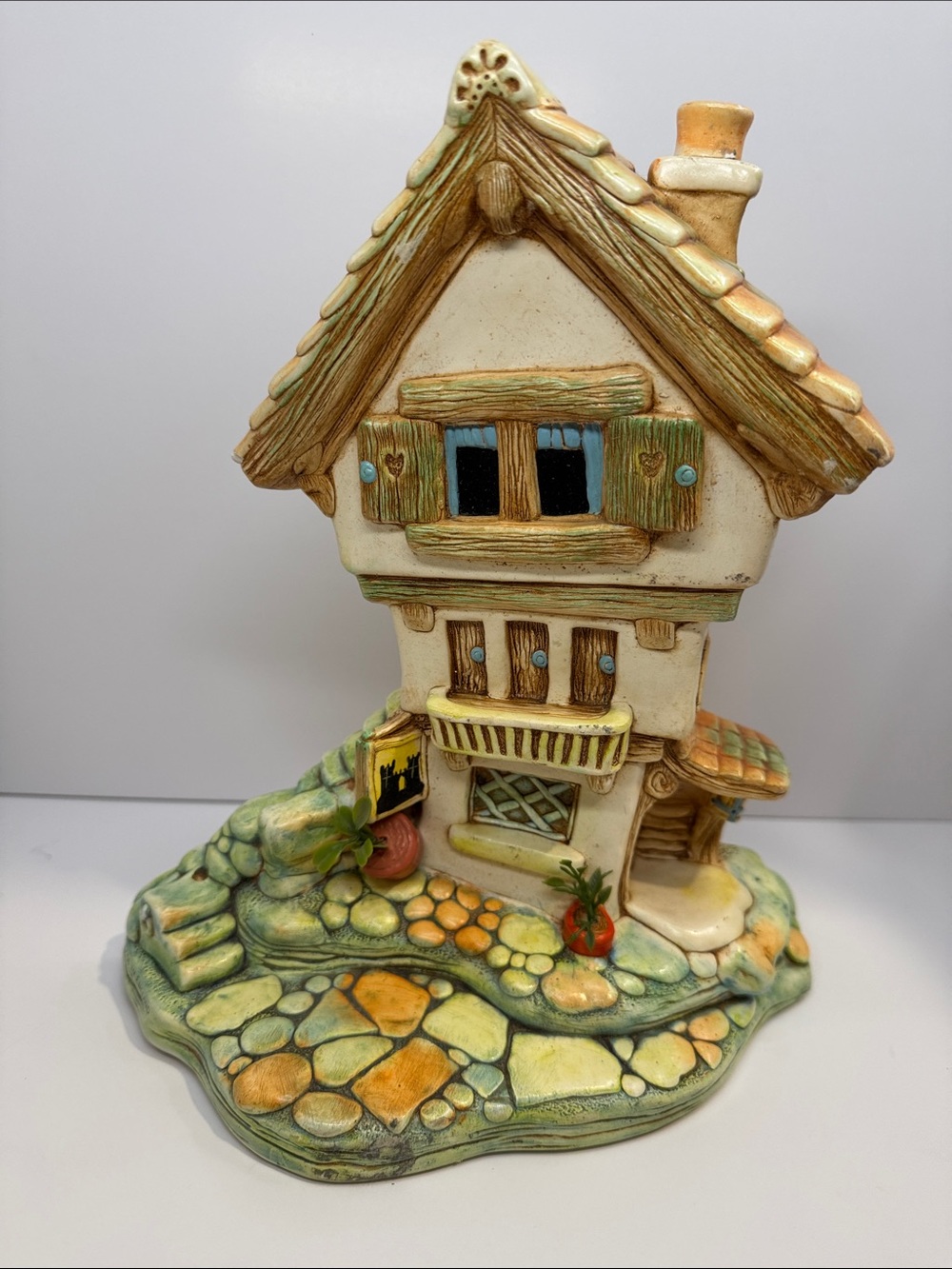 VTG PenDelfin "Castle Tavern" Stoneware Cottage Figurine England